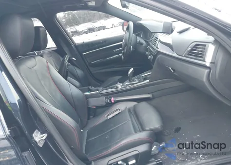 2017 BMW 330I xDrive z USA, uszkodzony, nr VIN WBA8D9G38HNU61986